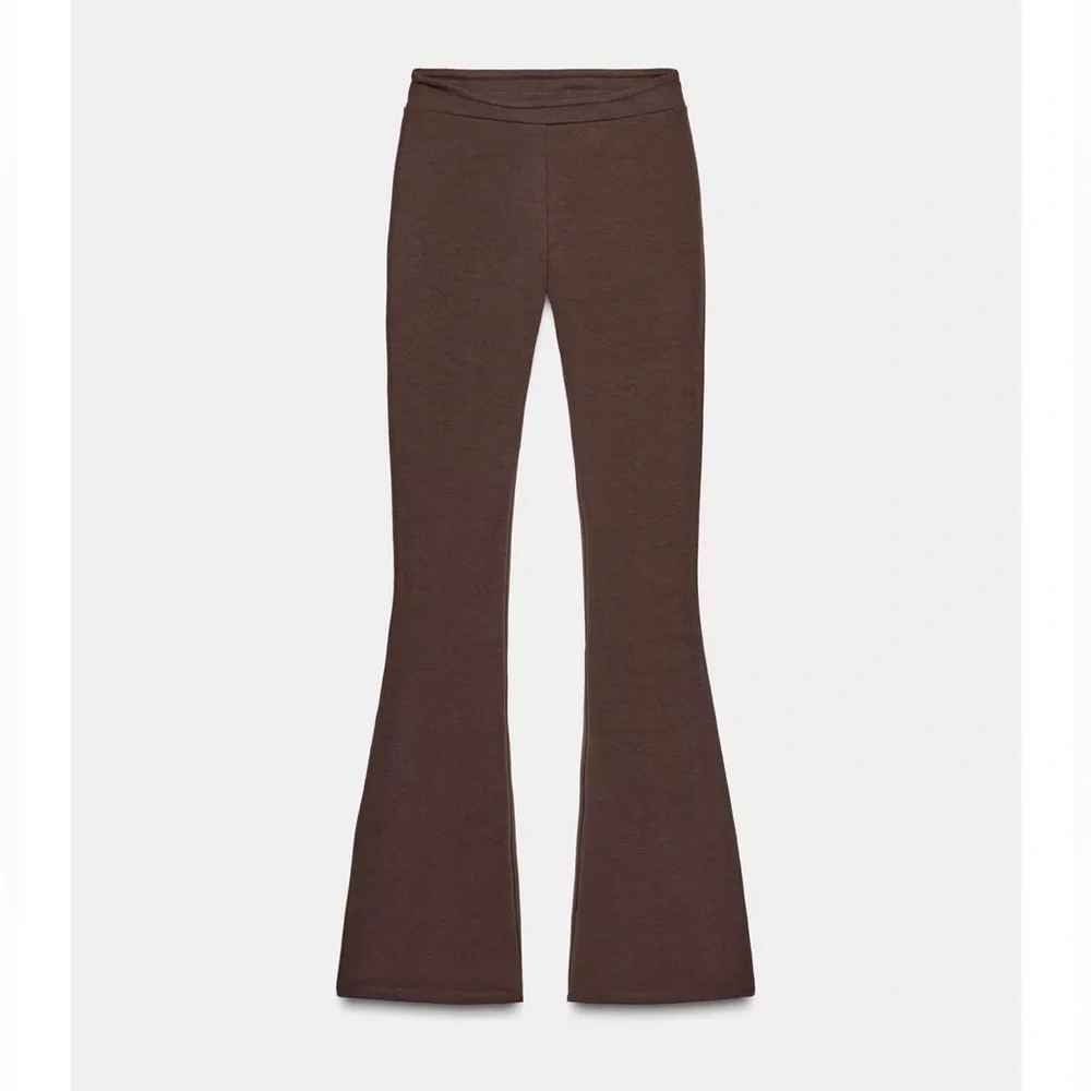 Zara NWT brown flare stretchy interlock pants